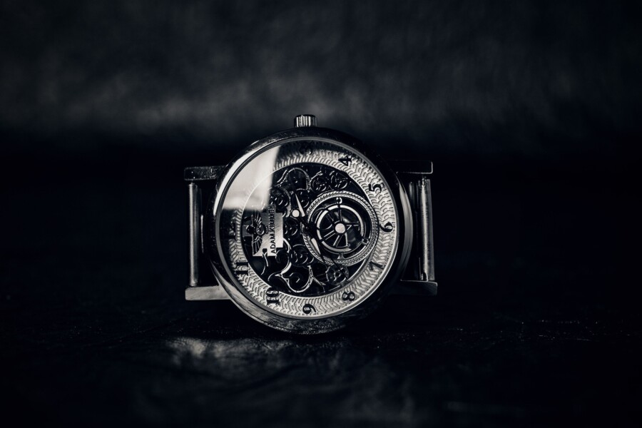 analogue-antique-black-and-white-chrome-277319
