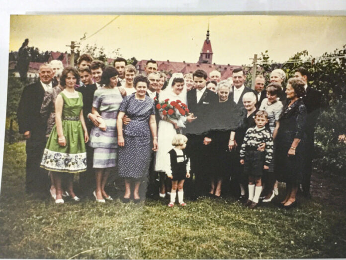 1961 HochzeitsgesellschaftA