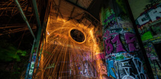 Funkenregen aufs Foto gebannt