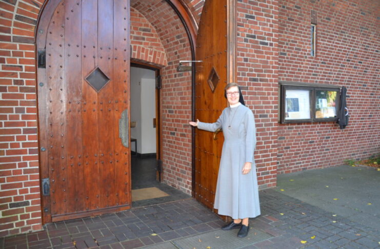 Offene Kloster- und Kirchentüren Haus Damiano