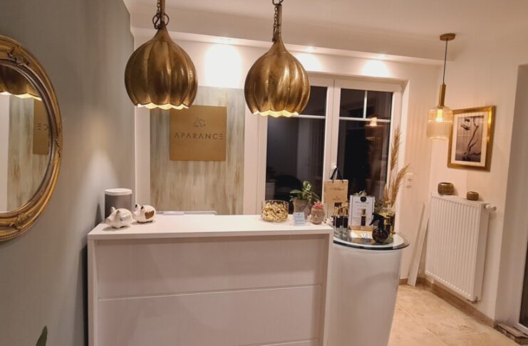 Exklusives Ambiente Aparance Empfangstresen