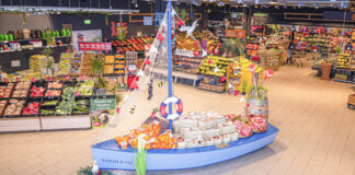 Freude über den ‚Fruchtpreis‘ Fruchtpreis 2023 REWE