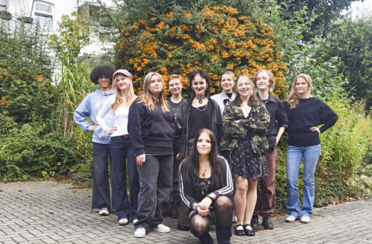 Auf zu neuen Horizonten Gruppe vom Künstlerischen Jahr 2025/26