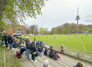Zweitligaspiele auf der Waldwiese?