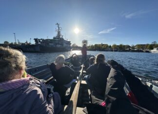Frauenpower beim Kutterrace der Kieler Woche Marinekutter-Regatta Kieler Woche