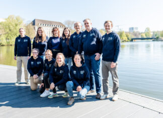 Dämmmaßnahmen in Eigenleistung: Das gesamte Klimaschutzteam der Landeshauptstadt Kiel