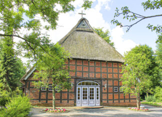 Reetdachkirche der Claus Harms Gemeinde