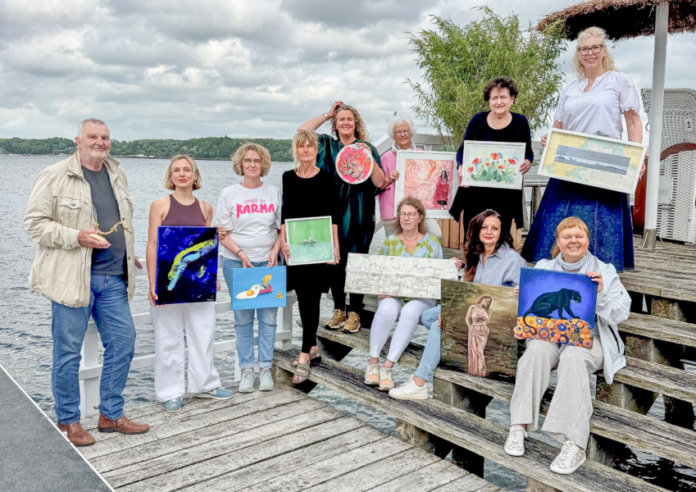 Kunstmeile Kiel 2026 Kunstmeile Kiel 2026: Gruppenbild der KünstlerInnen