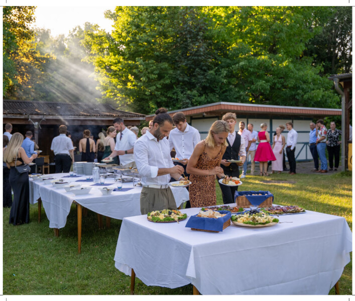 Asya Events in Russee: Garten