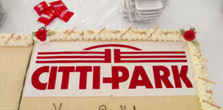 20 Jahre CITTI-PARK Kiel: Torte Happy Birthday